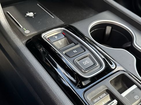 Used 2025 Honda Pilot Black Edition image 15