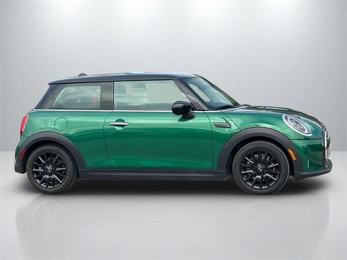 Used 2024 MINI Cooper 2-Door Hardtop image 4