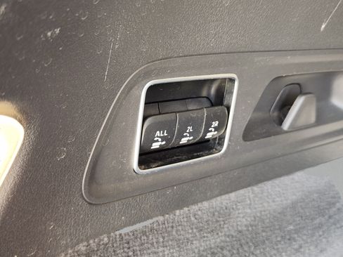 Used 2020 Mercedes-Benz GLS 450 4MATIC image 32