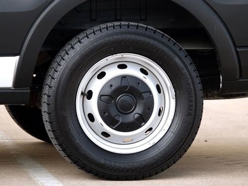 Used 2020 Ford Transit 250 148 High Roof image 26