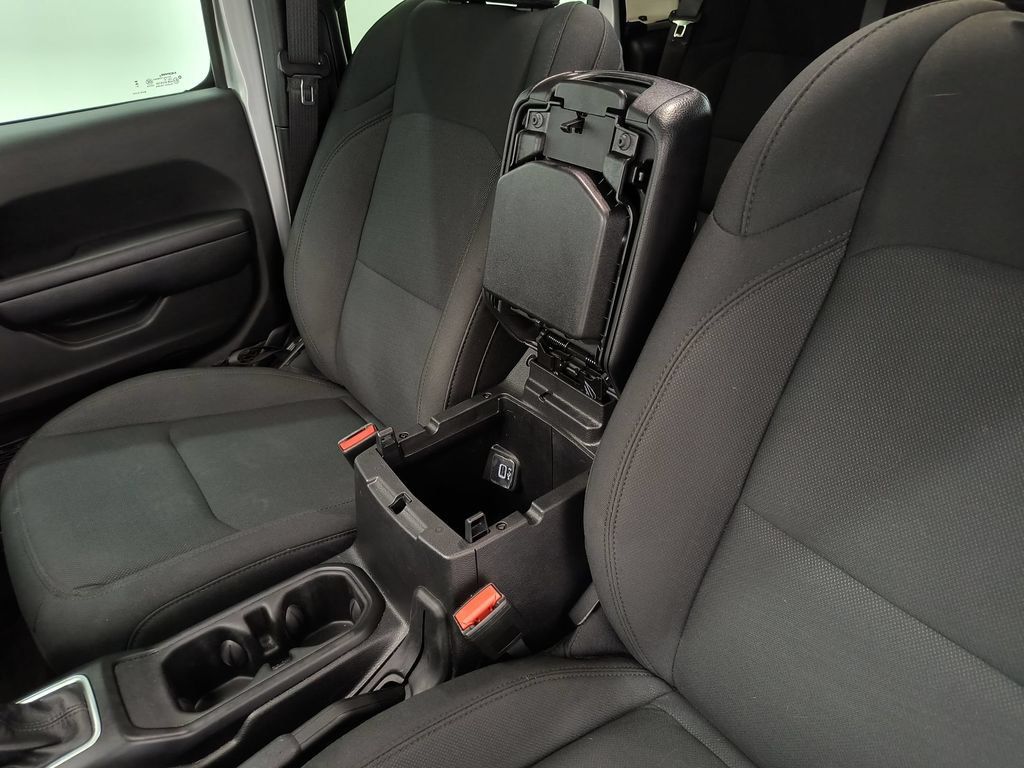 Used 2023 Jeep Gladiator Sport AWD/4WD image 29