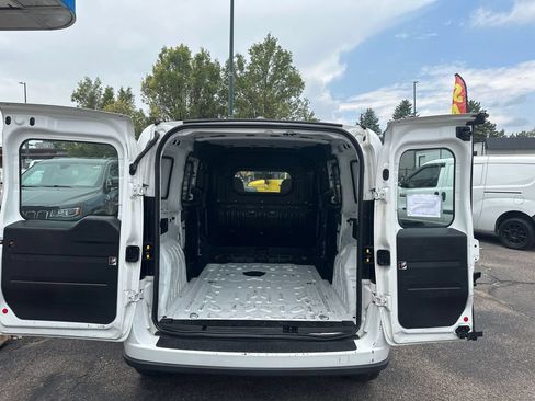 Used 2022 RAM ProMaster City Tradesman FWD image 38