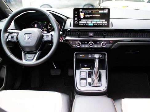 Used 2025 Honda CR-V Sport Touring image 17