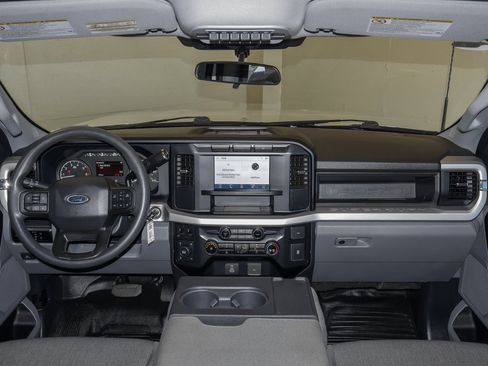 Certified 2024 Ford F250 XL w/ XL Chrome Package AWD/4WD image 25