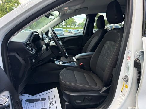 Used 2024 Ford Escape Active w/ Cold Weather Package FWD image 19