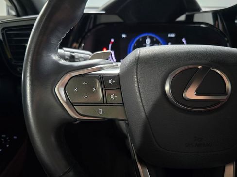 Used 2024 Lexus NX 250 FWD w/ Premium Package image 16