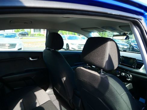 Used 2019 Kia Rio S w/ Technology Package FWD image 22