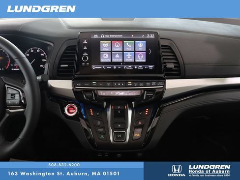 Used 2025 Honda Odyssey Touring image 25