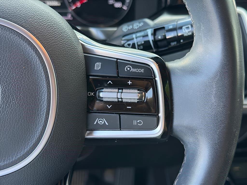 Used 2023 Kia Sorento S FWD image 19