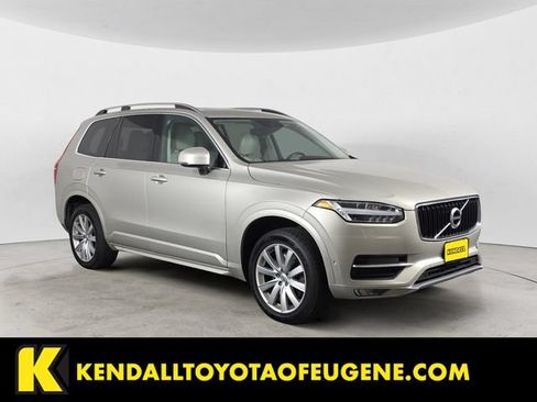 Used 2016 Volvo XC90 T6 Momentum w/ Momentum Plus Package AWD/4WD image 3