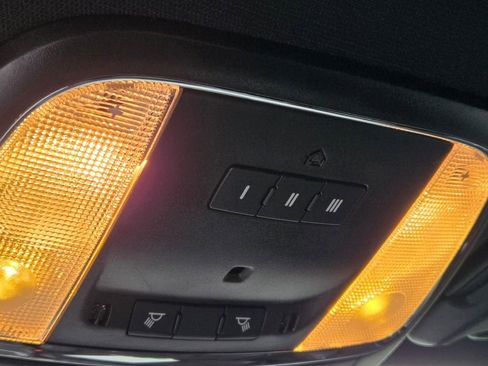 Used 2023 Dodge Charger Scat Pack image 32