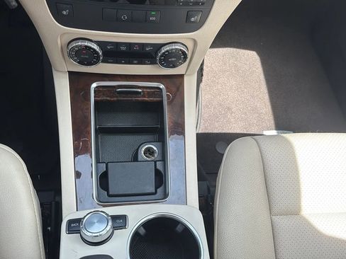 Used 2013 Mercedes-Benz GLK 350 GLK 350 4MATIC Sport Utility 4 image 11