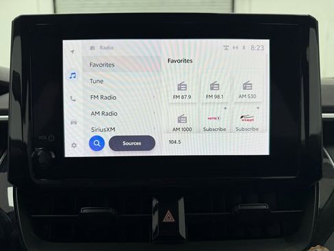 Used 2023 Toyota Corolla LE image 12