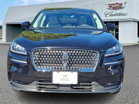 Used 2022 Lincoln Corsair AWD w/ Premium Package image 2
