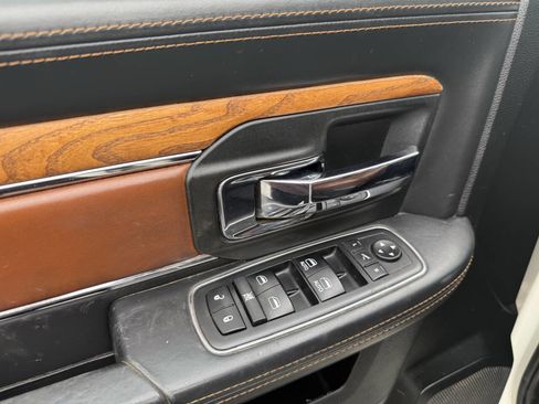 Used 2018 RAM 1500 Laramie Longhorn image 15