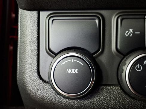 Used 2024 Chevrolet Tahoe Premier RWD image 22