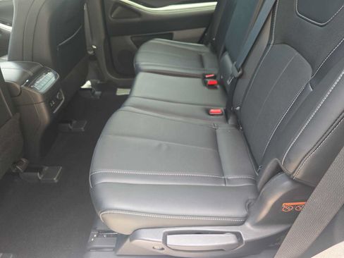 Used 2023 INFINITI QX60 Pure FWD image 15