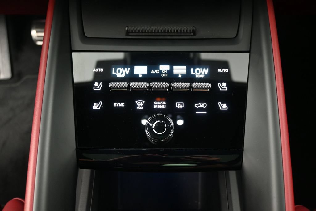 Certified 2025 Porsche Macan 4 Electric AWD/4WD image 17