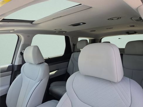 Used 2025 Hyundai Palisade SEL FWD image 25