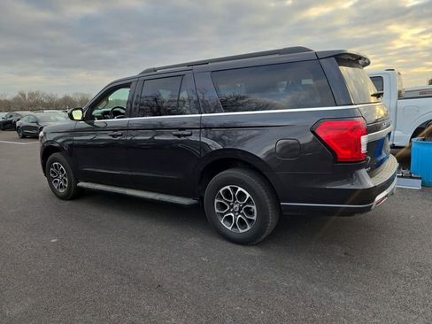 Used 2024 Ford Expedition Max XLT image 5