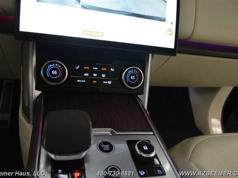 Used 2023 Land Rover Range Rover SE image 34