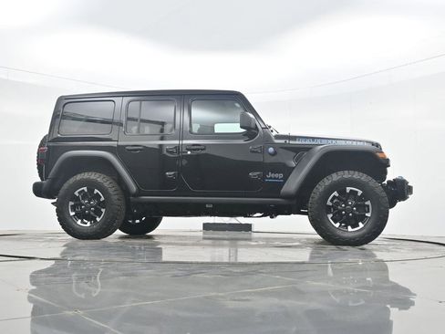 Used 2025 Jeep Wrangler Unlimited Rubicon 4xe w/ Steel Bumper Group AWD/4WD image 26