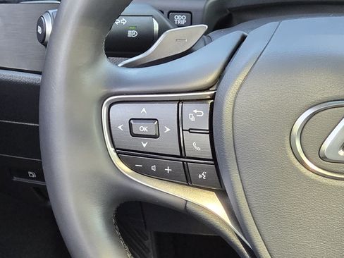Used 2025 Lexus ES 350 w/ Premium Package FWD image 27