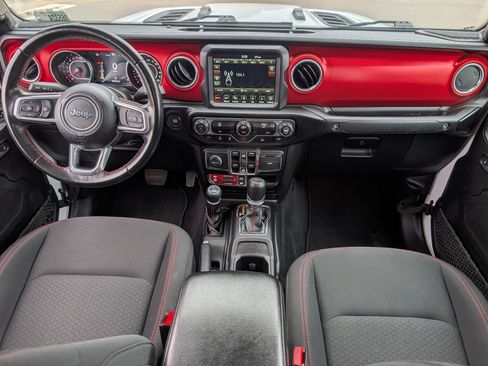 Used 2022 Jeep Gladiator Rubicon w/ Trailer Tow Package AWD/4WD image 4