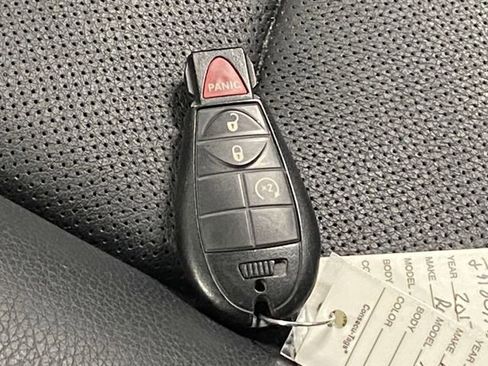 Used 2017 RAM 1500 Laramie image 31