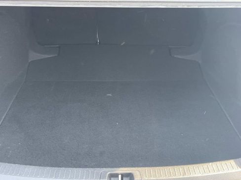 Used 2025 Toyota Corolla LE image 10