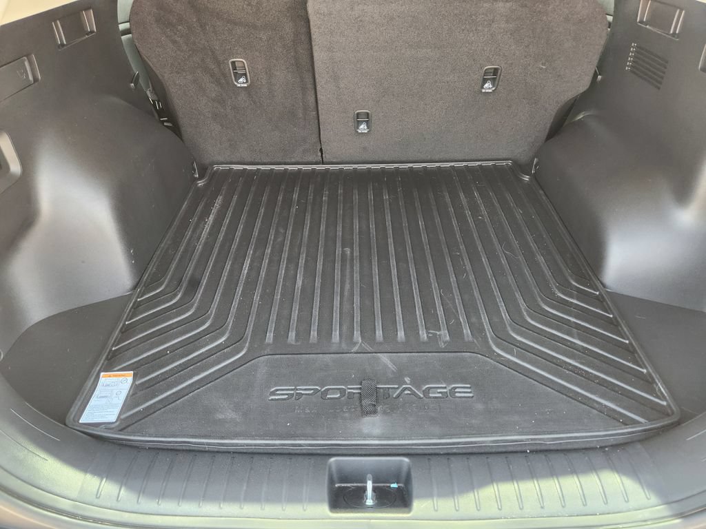 New 2026 Kia Sportage EX FWD image 21