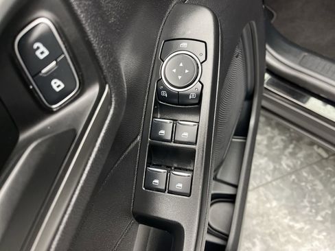 Certified 2025 Ford Escape Active image 8