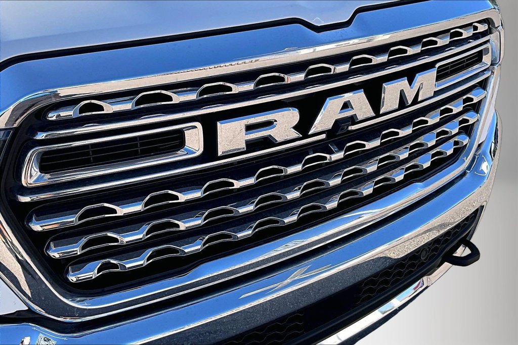 Used 2025 RAM 1500 Limited w/ Off Road Group AWD/4WD image 34