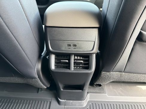 New 2026 Chevrolet Equinox LT image 28