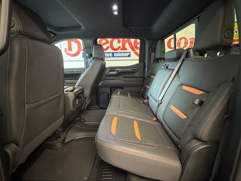 Used 2023 GMC Sierra 1500 AT4 w/ AT4 Premium Package AWD/4WD image 22