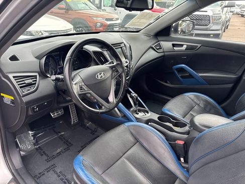 Used 2014 Hyundai Veloster Turbo image 19