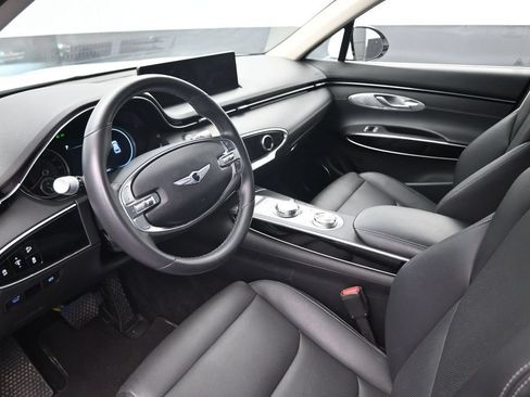 Used 2025 Genesis GV70 2.5T AWD/4WD image 22