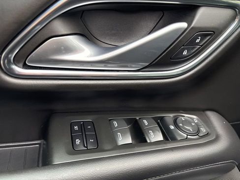 Used 2022 Chevrolet Tahoe LT image 11