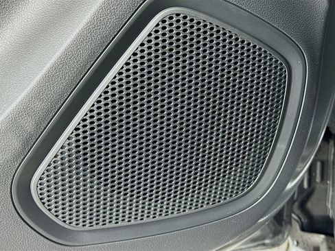 New 2026 Hyundai Venue SEL FWD image 18