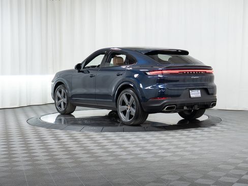 New 2026 Porsche Cayenne Coupe AWD/4WD image 31