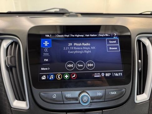 Used 2023 Chevrolet Malibu LT FWD image 18