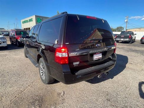 Used 2017 Ford Expedition EL XLT image 6