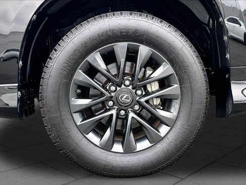 Used 2021 Lexus GX 460 Premium w/ Premium Package AWD/4WD image 11