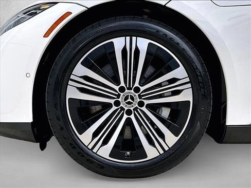 Certified 2022 Mercedes-Benz EQS 450+ Sedan image 9