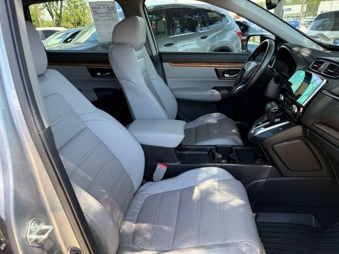 Used 2018 Honda CR-V Touring image 19