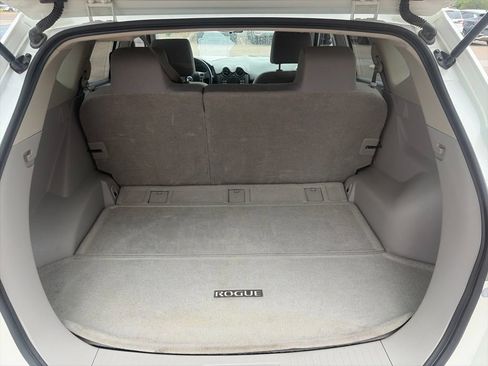 Used 2013 Nissan Rogue SV FWD image 11