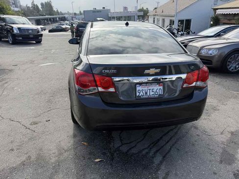 Used 2014 Chevrolet Cruze LT image 5