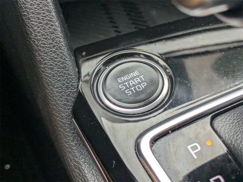 Used 2023 Kia Sportage EX image 28