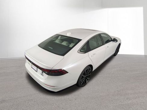 New 2026 Honda Accord Touring image 22