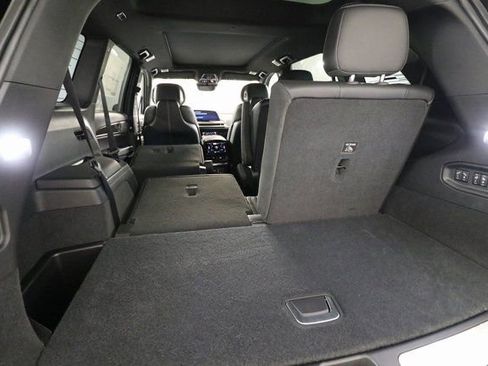 New 2026 Cadillac Vistiq Sport image 24